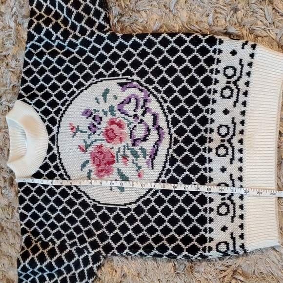 Vintage cottagecore floral sweater - Picture 8 of 9